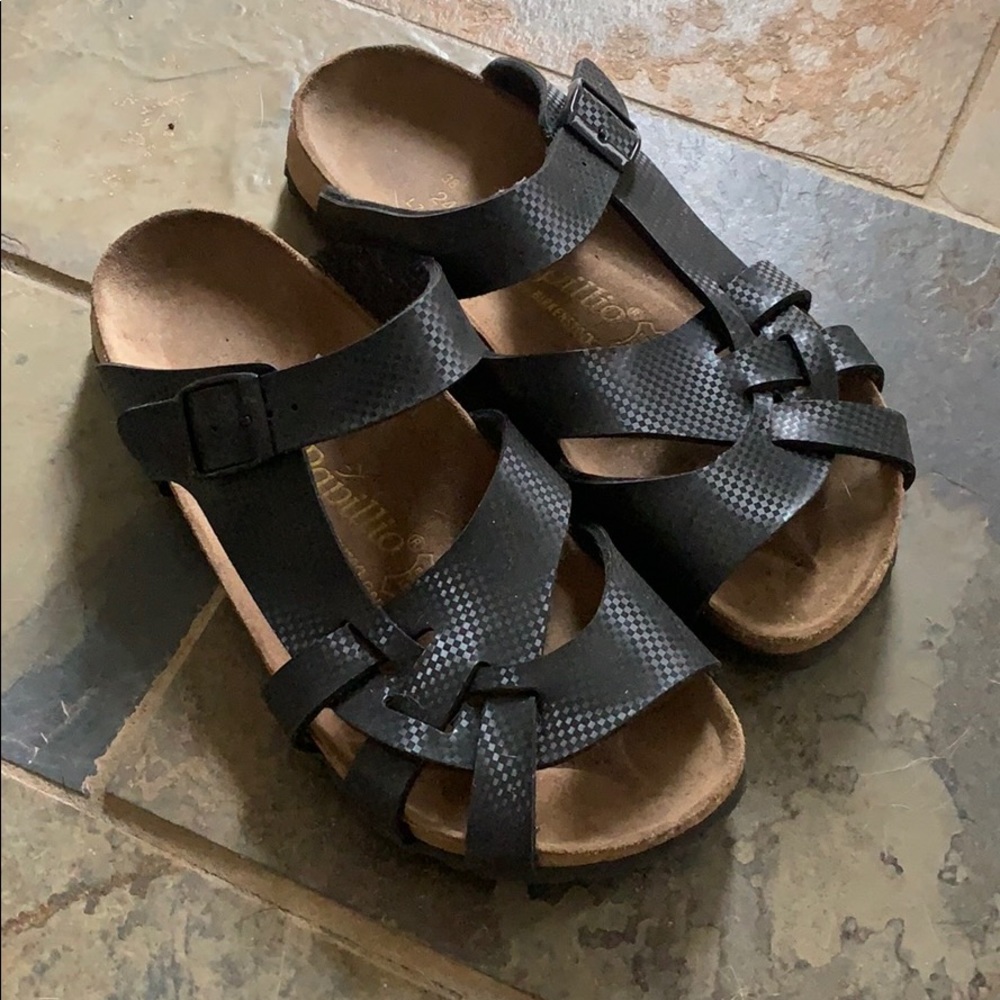 Black vegan 🌱 Papillio by Birks